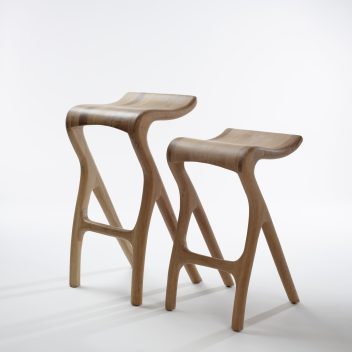 Meyer von Wielligh - Umthi bar stool Iroko