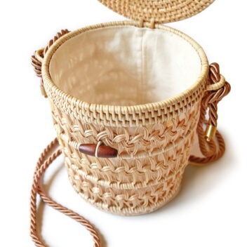 MANAVA - pataga bag hand-woven rattan cotton lining