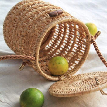 MANAVA - pataga bucket bag hand-woven rattan open